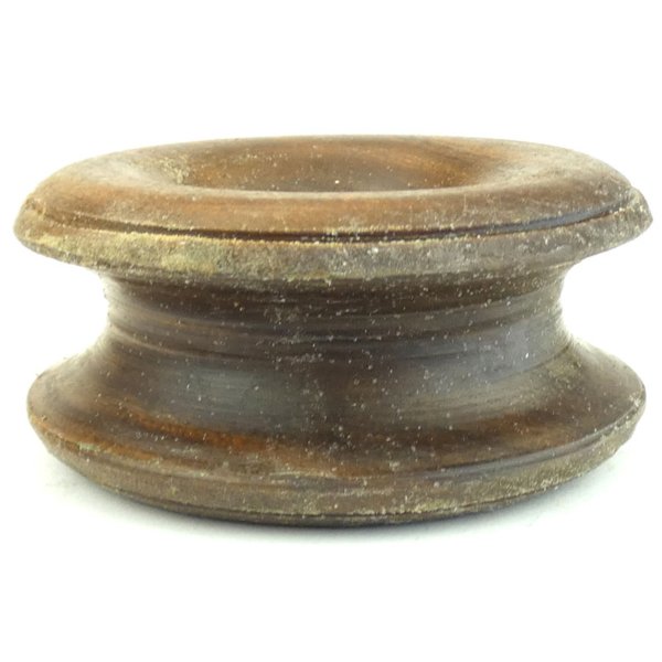 Shackle / Block made of pockenholz. Covered with rope or metal fittings. Suitable for rigging, mooring, lifting devices, and dec