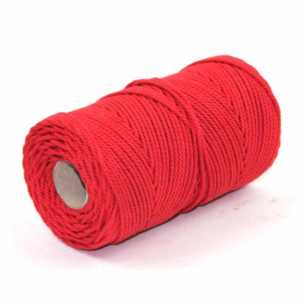 Sturdy red cotton cord made of 100% cotton.