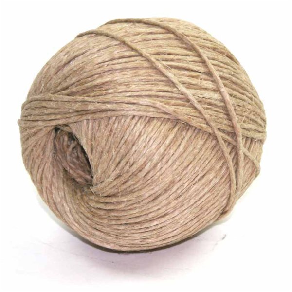 Single-ply hemp twine for packaging and decorations.