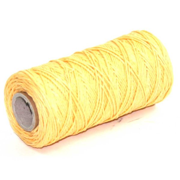 Light yellow single-twisted twine made of 100% natural hemp.