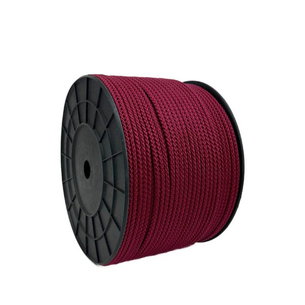 Close-up of the 8-braided burgundy polypropylene multifilament rope, highlighting its soft and flexible texture with even braidi