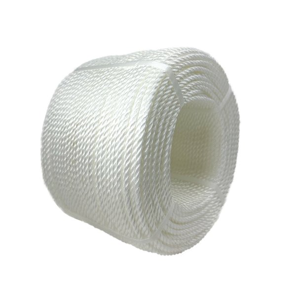 Close-up of white 3-strand PP-split film rope, ideal for construction, maritime, and agriculture use.