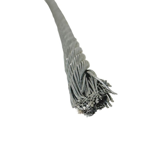 Close-up of the galvanized surface and flexible 6x19 strand configuration, ensuring optimal strength and maneuverability.